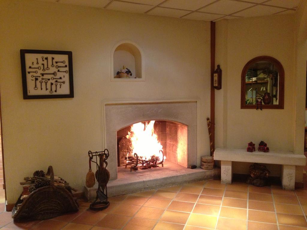 Mas De Vence - Hotel-Restaurant Экстерьер фото