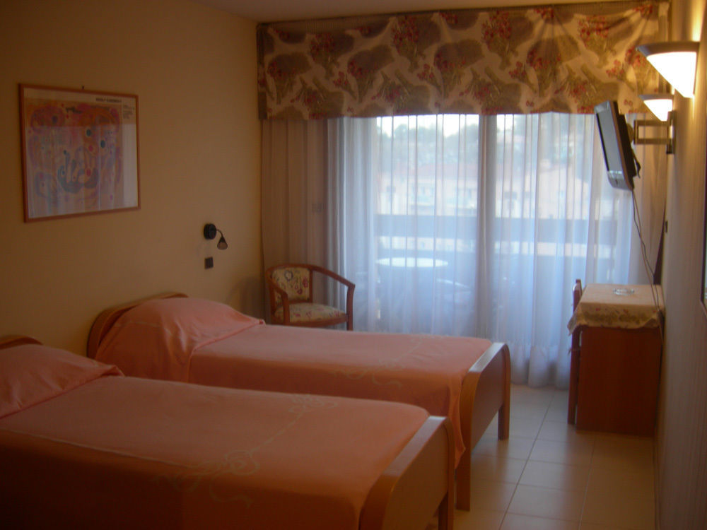 Mas De Vence - Hotel-Restaurant Экстерьер фото